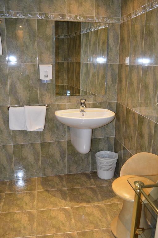 Hotel Don Pelayo Arbós Buitenkant foto