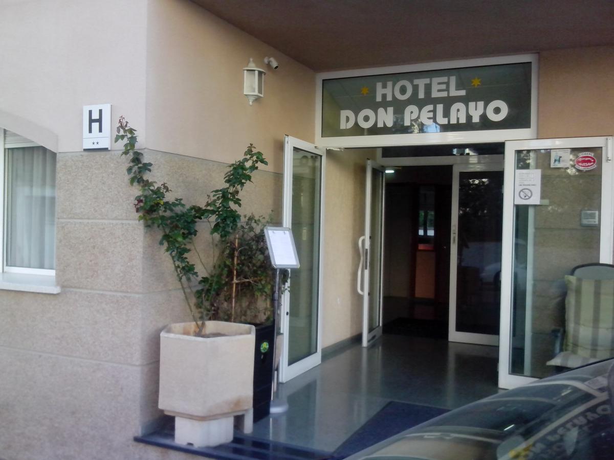 Hotel Don Pelayo Arbós Buitenkant foto