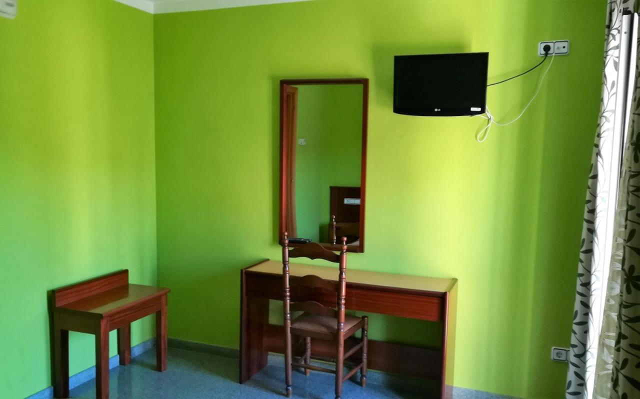 Hotel Don Pelayo Arbós Buitenkant foto