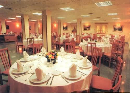 Hotel Don Pelayo Arbós Buitenkant foto
